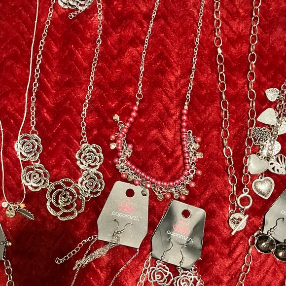 Paparazzi Necklaces with Earrings - Picture 6 of 13